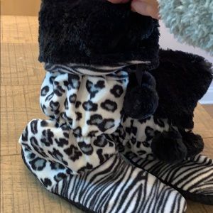 Black & white bootie slippers